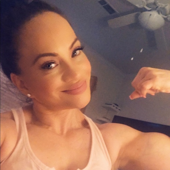 Meet your Posher, Norma - Picture 1 of 1